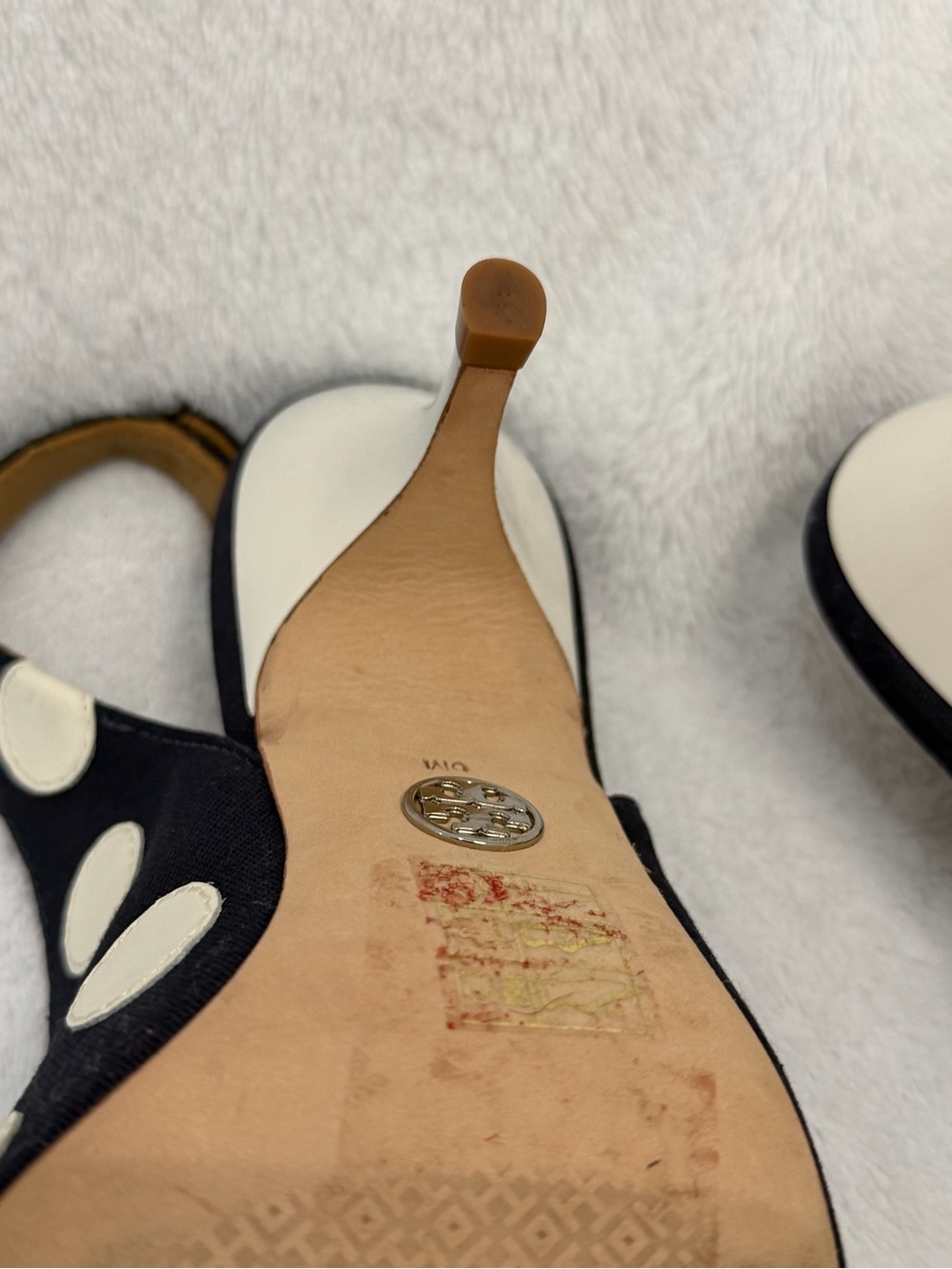 Tory Burch Polka Dot Slingback Heels Size 6M Navy White Pointed Toe Kitten Heel - Picture 13 of 16